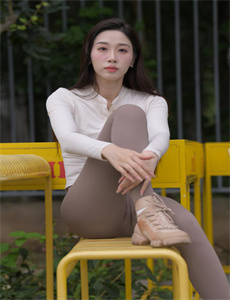 国产AV国片偷人妻麻豆-欧美三根一起进三P